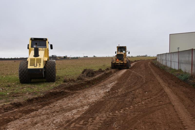 Detalle de las obras en el camino de La Calerilla