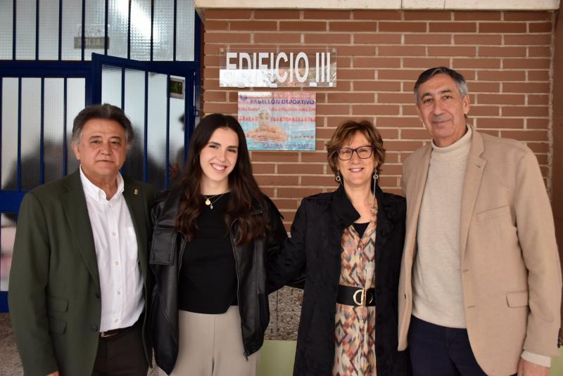 Laura Cabanes, pabellón Juan D'opazo