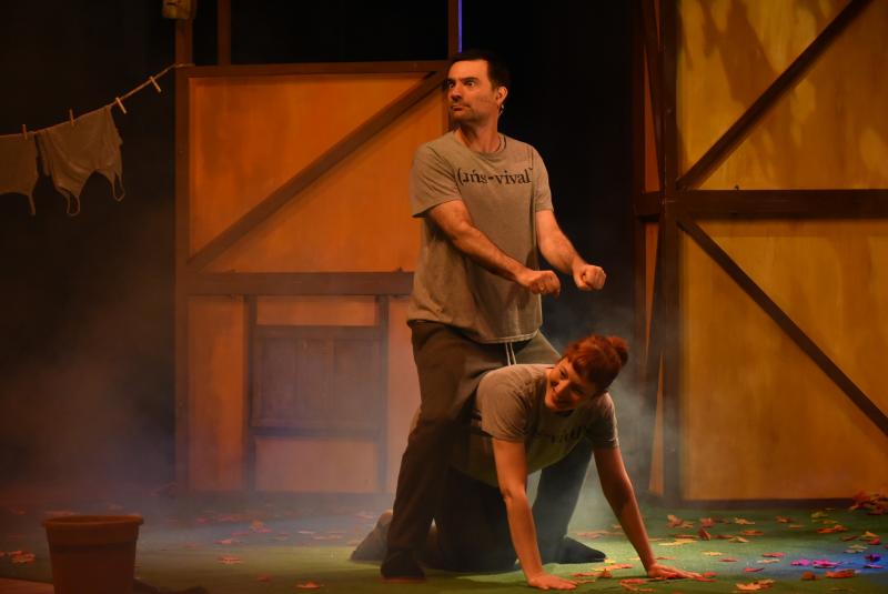 Durante la representación de "La fierecilla" en el Teatro Ayala 