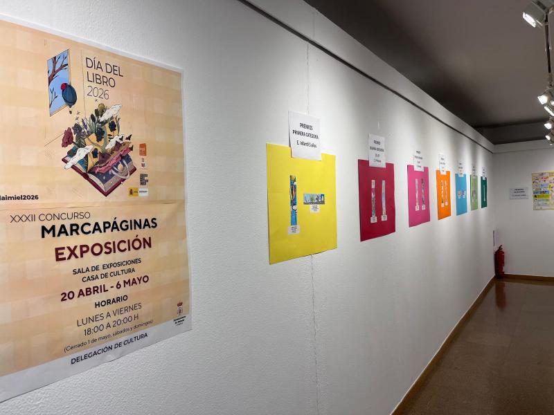 Exposición marcapáginas en la Casa de Cultura 