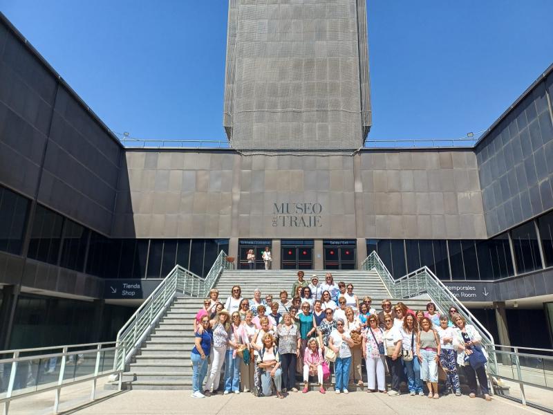Durante la visita al Museo del Traje 
