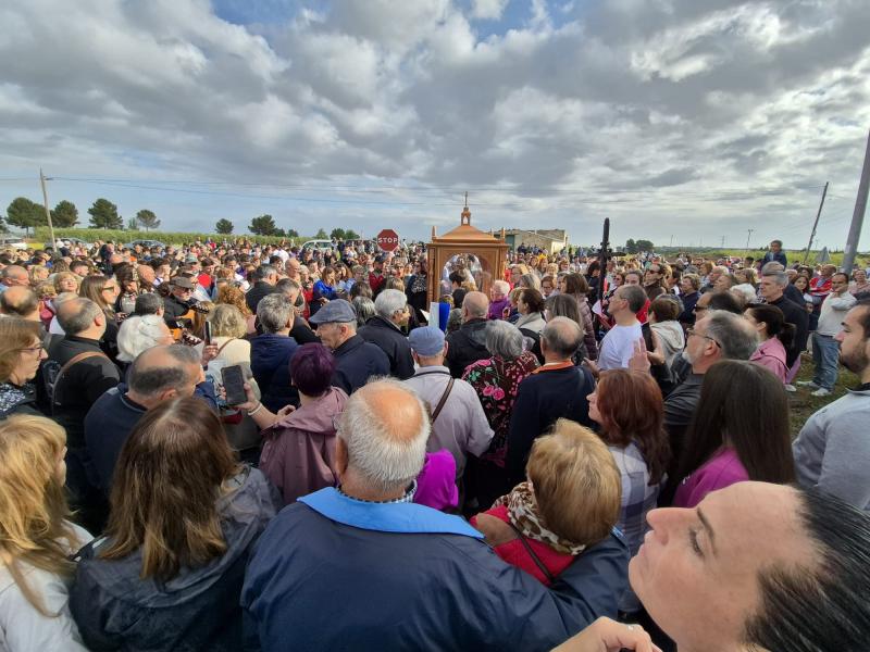 Multitud de daimieleños en la Cruz de los Pajes