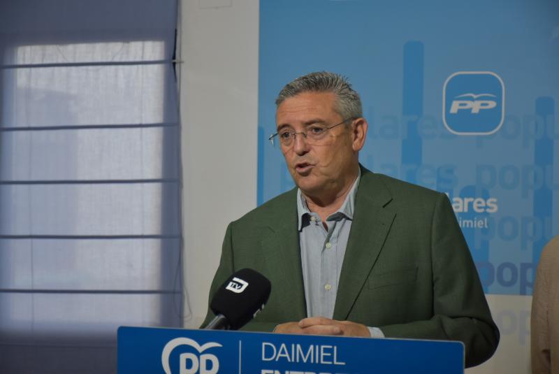 Lucas-Torres en la rueda de prensa 