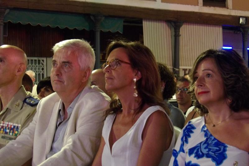 Alicia Loro junto a los diputados nacionales Carmen Fúnez y Enrique Belda.