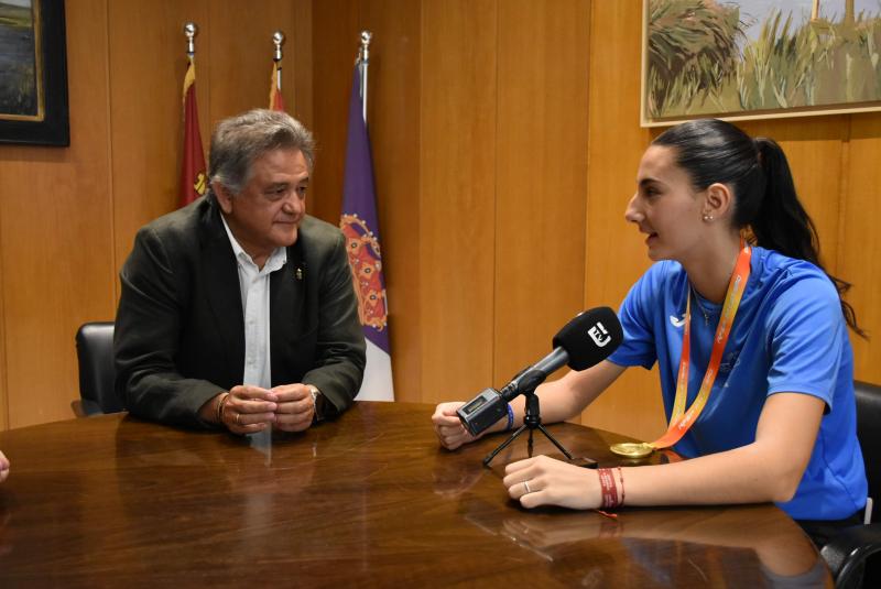 recepcion_angela_lopez-inesta.jpg