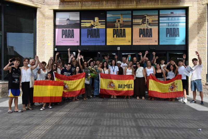 Recepción en la estación de tren de Ciudad Real