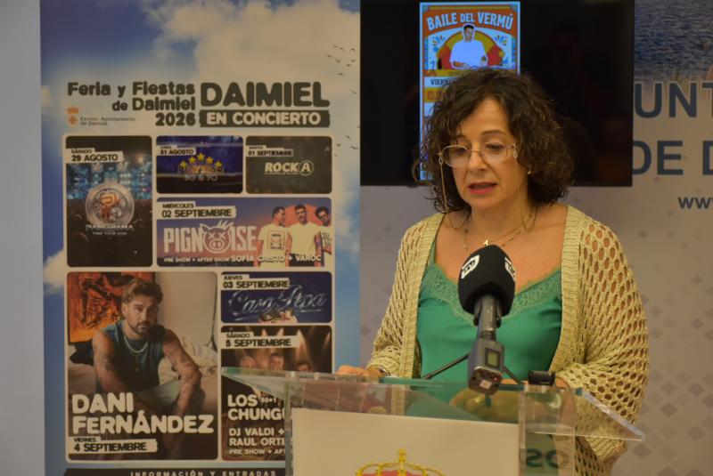 Loro en la rueda de prensa