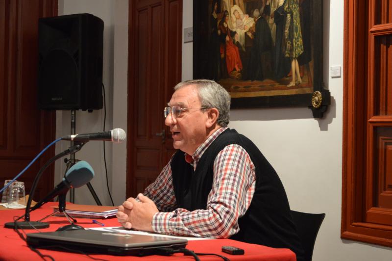 Vidal participando en las Jornadas de Historia