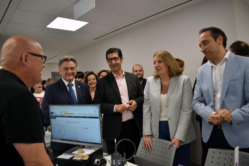 inauguracion_oficina_emplea_6.jpg