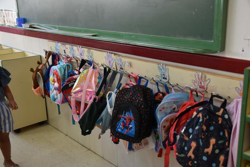 Mochilas en el aula 