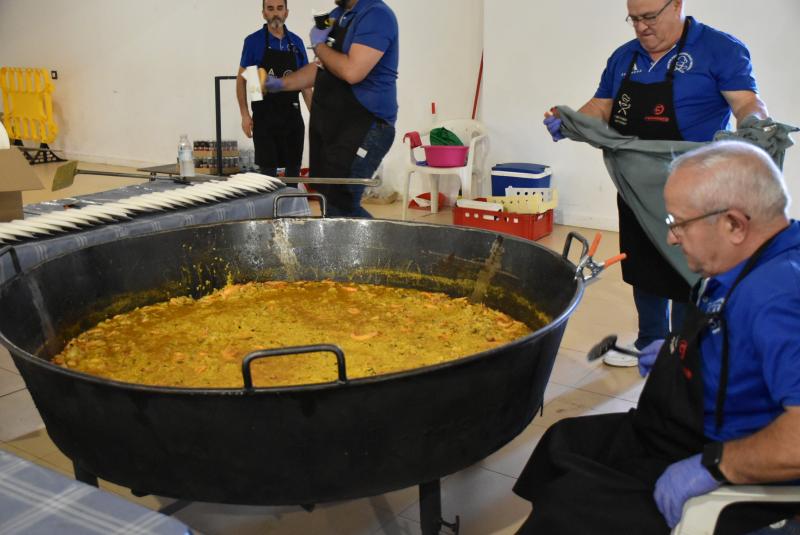 Paella elaborada por la asociación de San Isidro