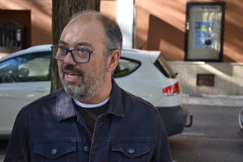 Camacho atendiendo a los medios de comunicación