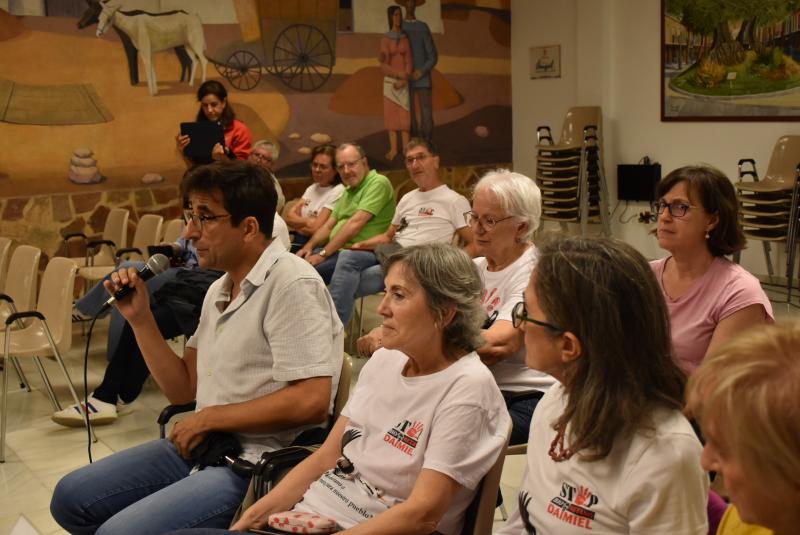 Miembros Plataforma Stop Biometano Daimiel en el pleno