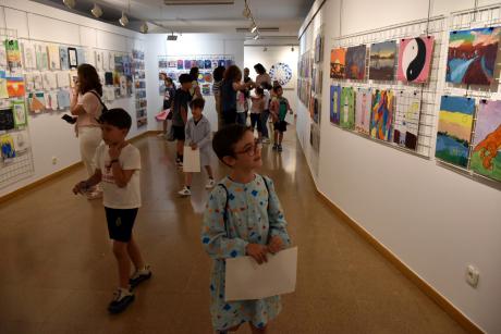 Inauguración ayer en la sala de exposiciones de la Casa de Cultura.