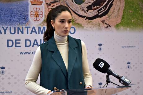 Lourdes Rodríguez de Guzmán en la rueda de prensa