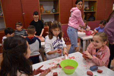 talleres_museo_comarcal_ssanta_2025_6.jpg 