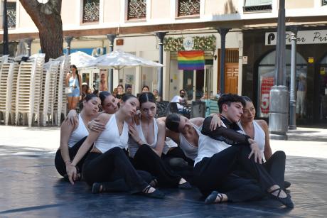 El acto contó con la participación de alumnos de la Escuela Municipal de Danza