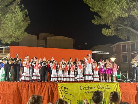 Academia de Baile Cristina Oviedo en "Baila con Nosotros"