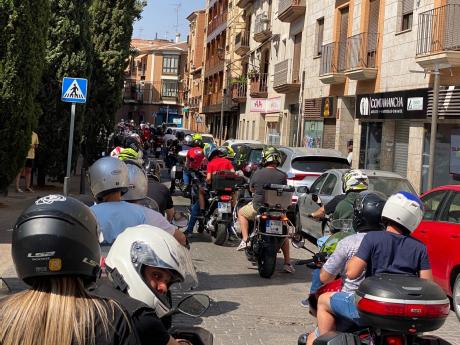 Pasacalles tras el Motoalmuerzo. Archivo 2024