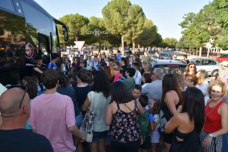 Campamento de Verano. Salida desde el Pabellón Municipal