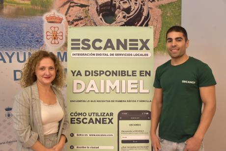 Sánchez de Pablo y García-Muñoz en la presentación, hoy lunes