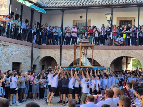 Llegada de la Patrona al Santuario.