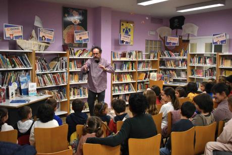 Cuentacuentos infantil de Pablo Albo Cuentacuentos infantil de Pablo Albo