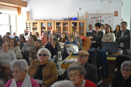 Los mayores de Daimiel en la fiesta de Navidad del Centro de Día