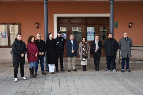 Minuto de silencio en el Ayuntamiento de Daimiel 