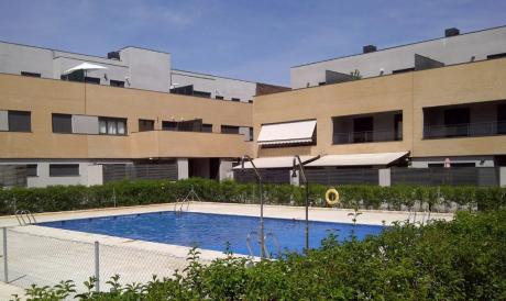 Urbanización con pisos en alquiler actualmente en Daimiel 