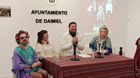 Más camp que las amapolas