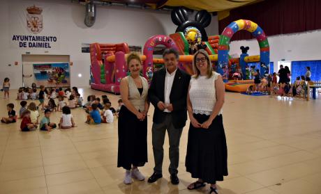 Durante la visita a las instalaciones 