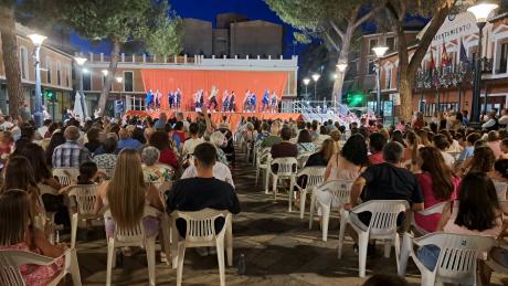 baila_con_nosotros_-_grupo_amanecer_1.jpg 