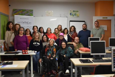 Tras la entrega de diplomas a las participantes 