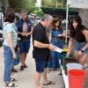 Mesa informativa del programa 'Tu eres la llave'