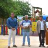 Visita al remozado parque infantil, hoy martes
